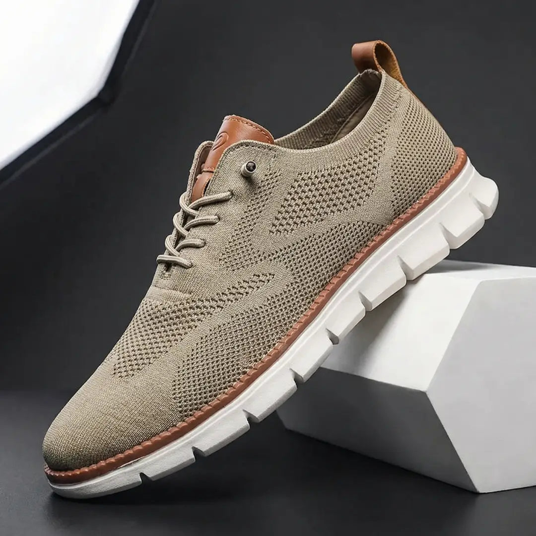 CloudWalk Elite — Légèreté Nuage, Confort Toute la Journée, Style en Toute Occasion.